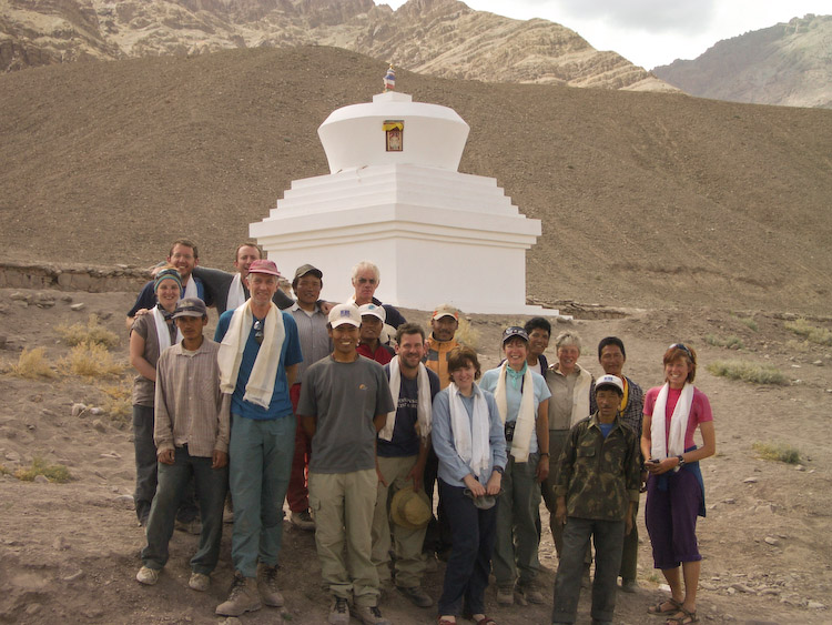 The whole group poses for a final photo now that the hard part is over. From here we visited Hemis Gompa (see Monasteries slide show) before heading back to Leh and SHOWERS!
